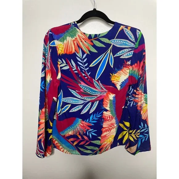 Anthropologie Farm Rio Kaia Tropical Bird Blouse Size XS NWT Bell Sleeves - Picture 6 of 7